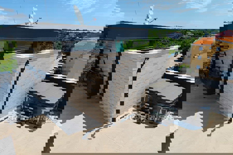 Attico con vista mare