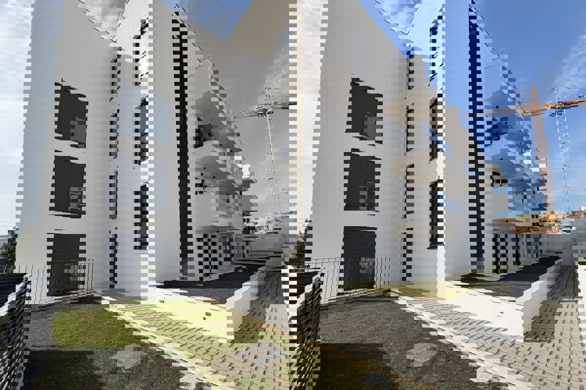 Appartamenti in costruzione con vista mare