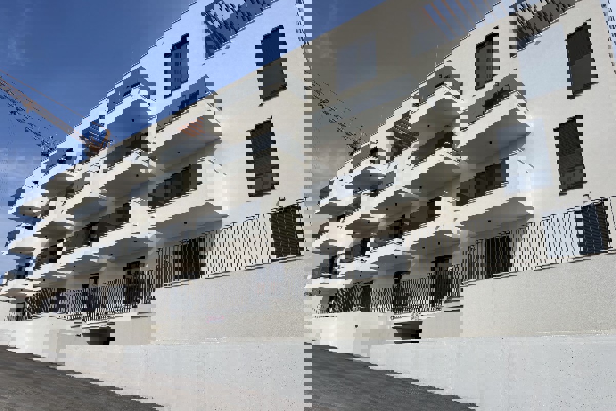 Appartamenti in costruzione con vista mare