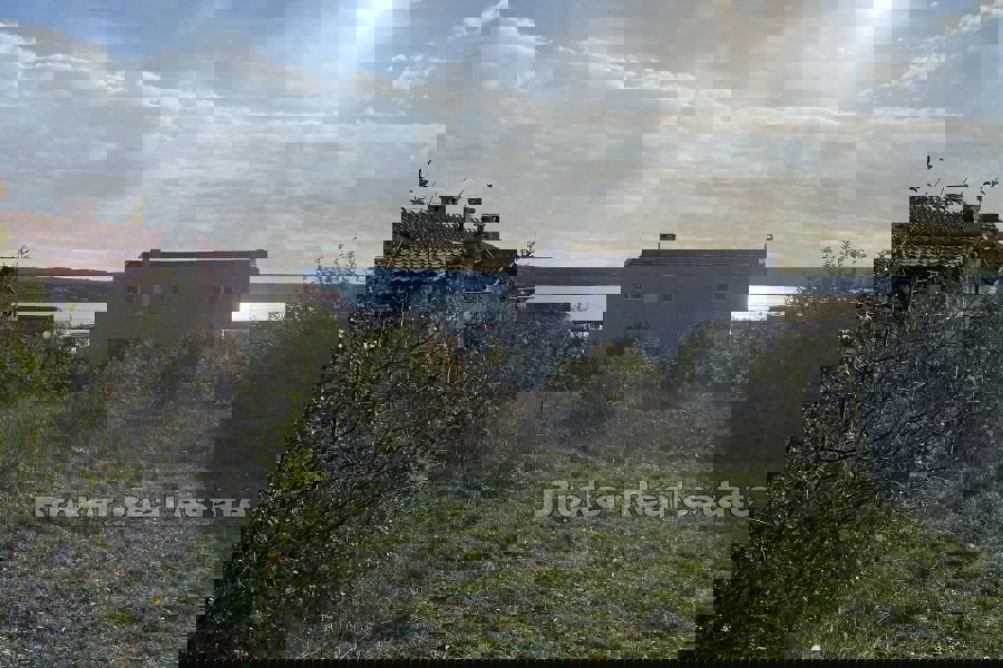 Terreno edificabile con vista mare