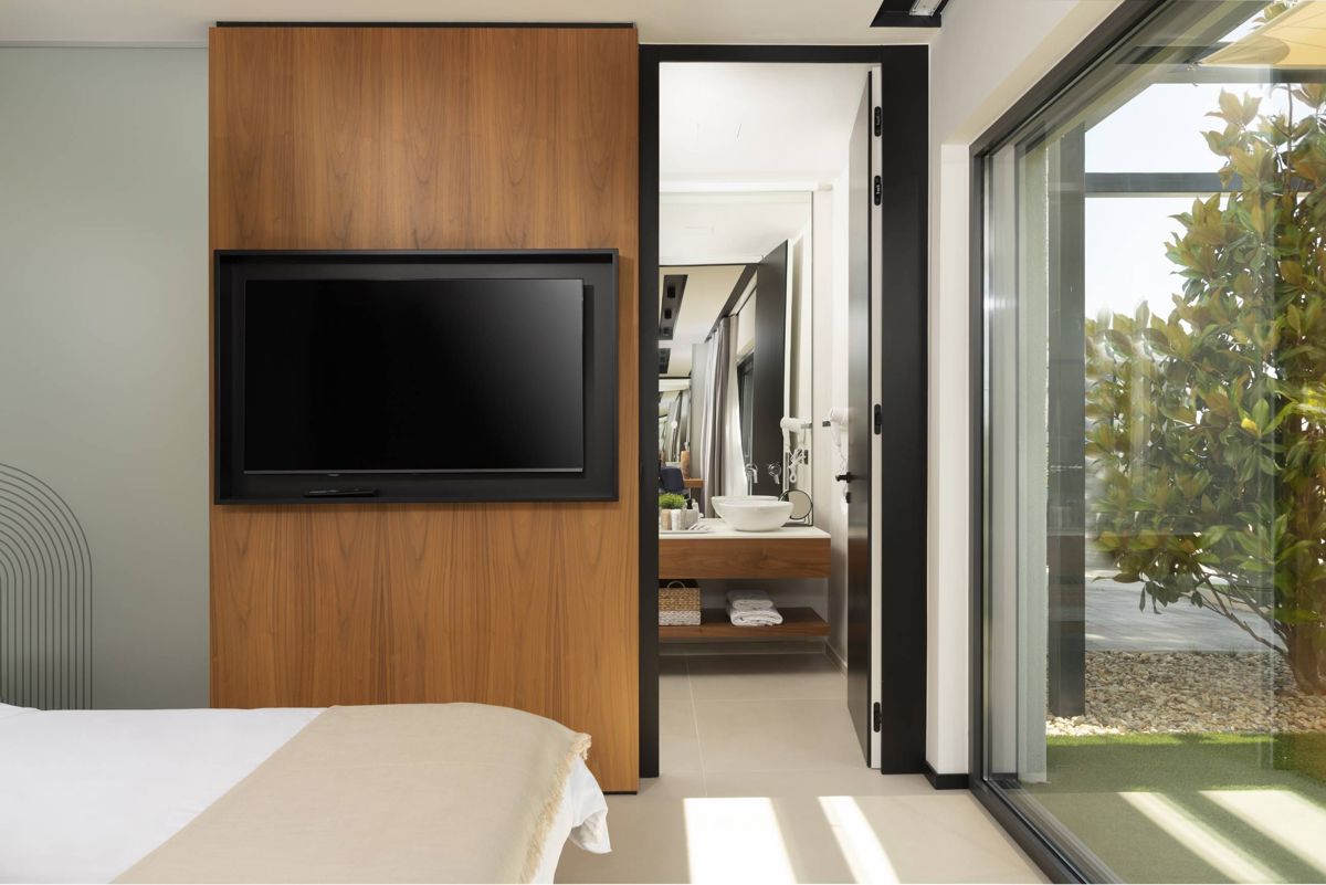 Villa contemporanea con vista panoramica sul mare