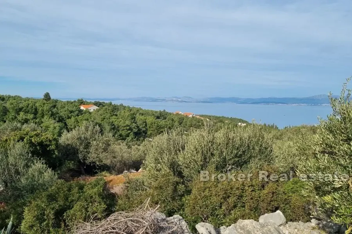 Terreno edificabile con vista mare