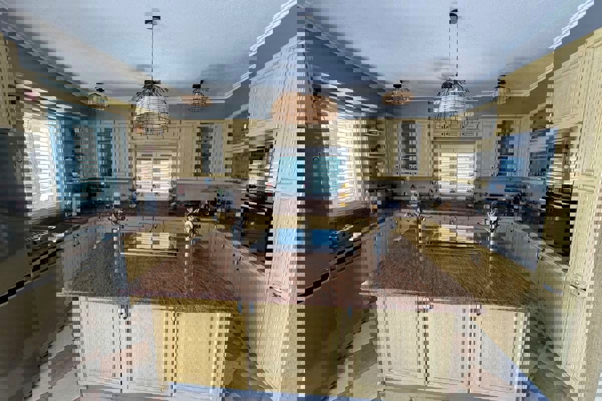 Bellissima villa in prima fila sul mare