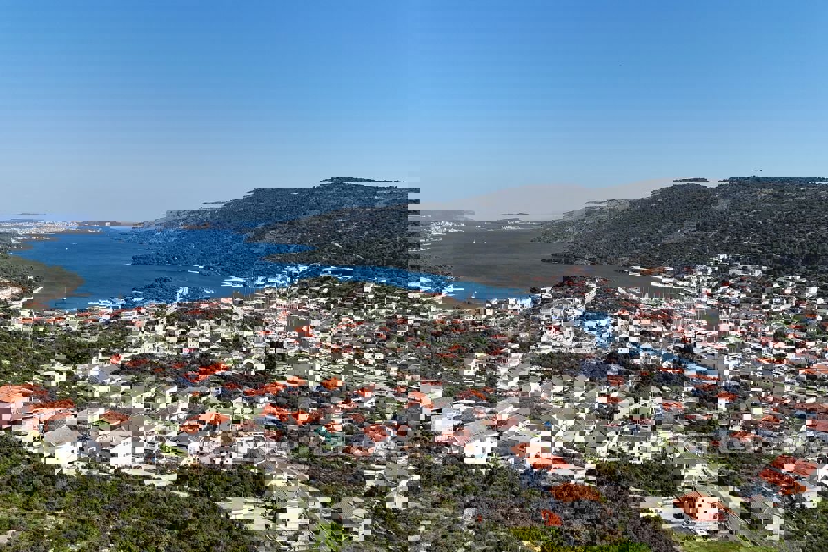 Terreno edificabile vicino al mare