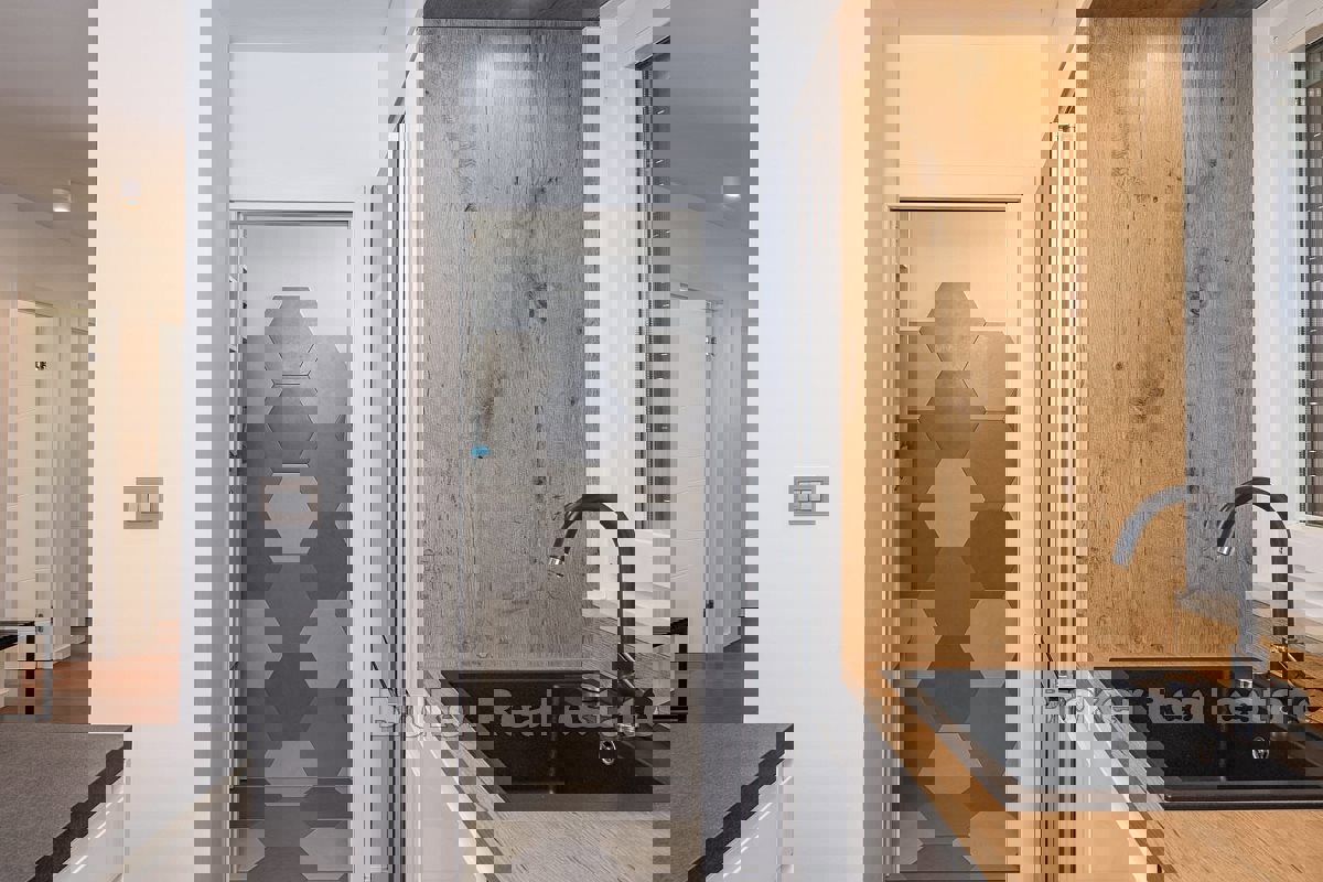 Moderno appartamento con due camere da letto