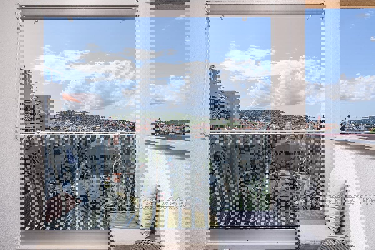 Moderno appartamento con due camere da letto