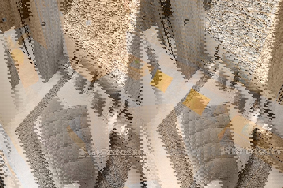 Appartamento di lusso con vista mare