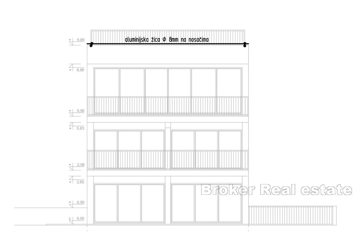 Terreno edificabile attraente con permesso di costruzione