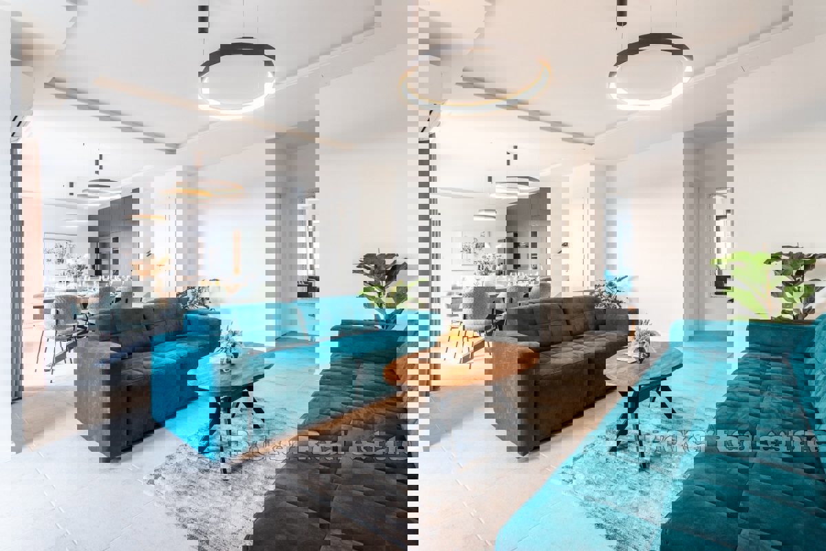 Villa di lusso con piscina e vista mare