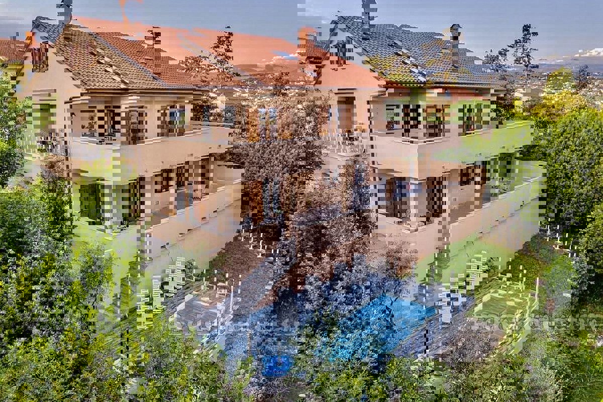 Affascinante casa con vista mare