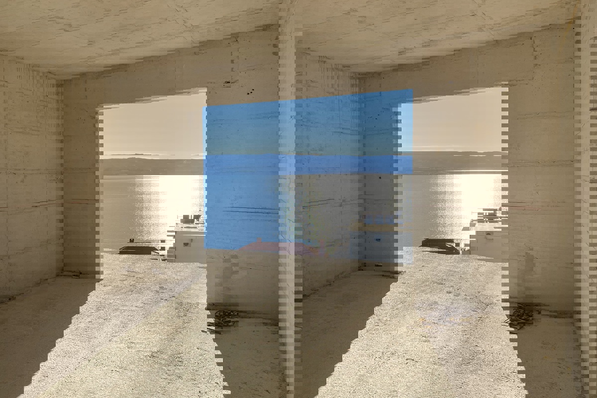 Villa in costruzione con vista mare