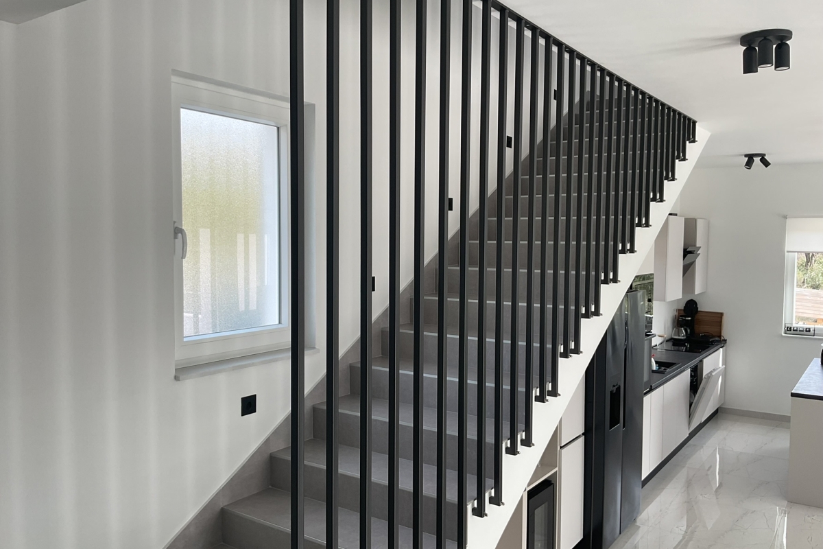 Villa moderna con piscina