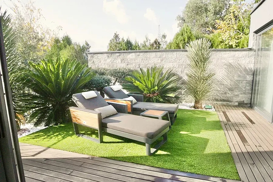 Villa moderna con vista mare