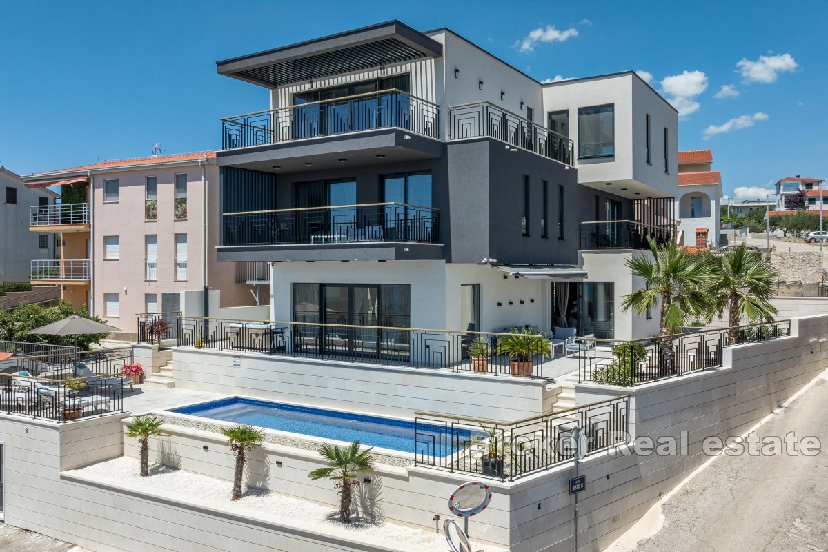 Villa di lusso con vista panoramica sul mare