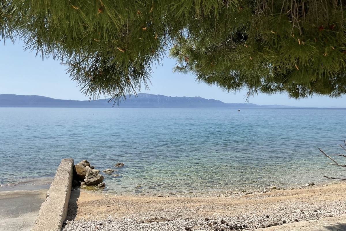 Casa familiare con appartamenti vicino al mare