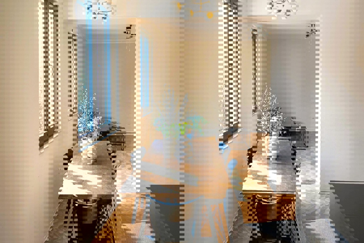 Confortevole appartamento con tre camere da letto - vicino al centro