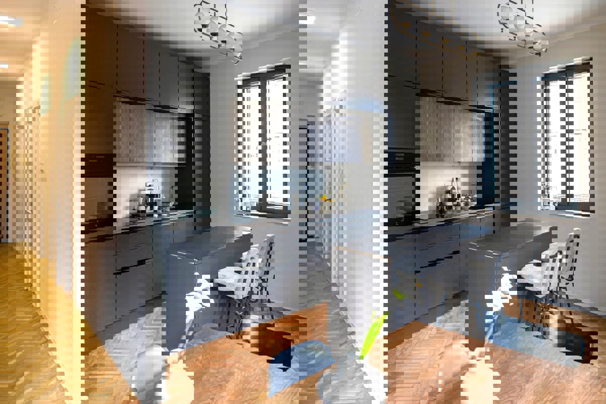 Confortevole appartamento con tre camere da letto - vicino al centro