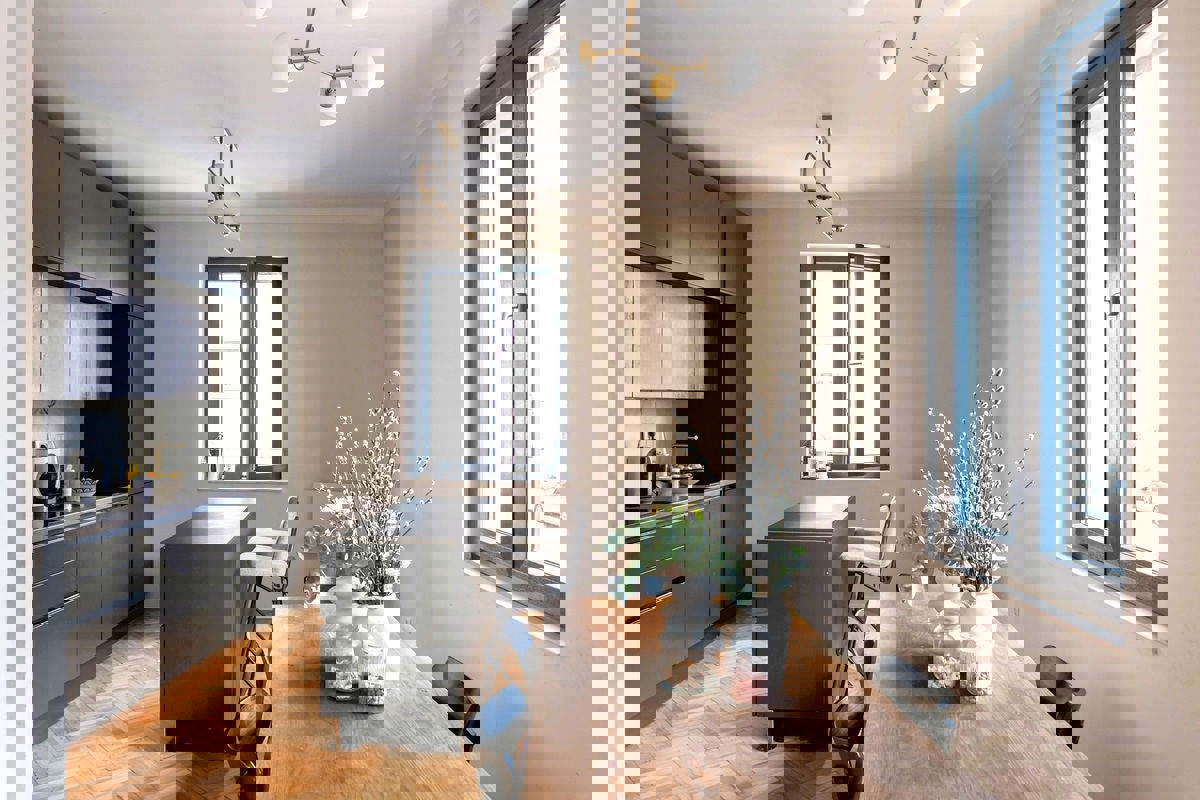 Confortevole appartamento con tre camere da letto - vicino al centro