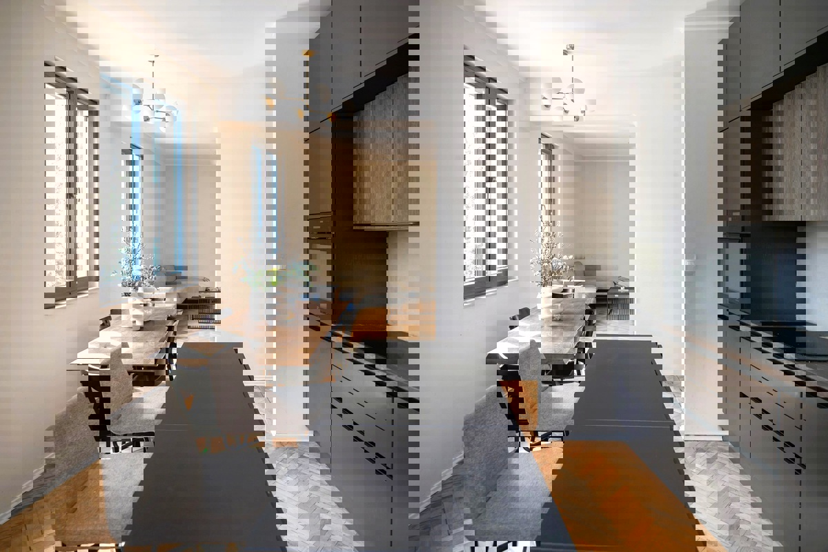 Confortevole appartamento con tre camere da letto - vicino al centro