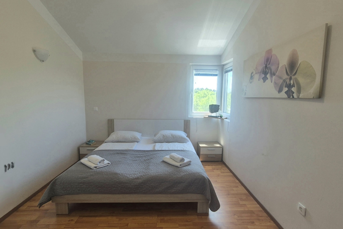 Casa con quattro camere da letto e piscina