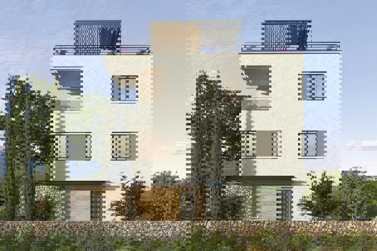 Appartamento duplex con giardino e piscina