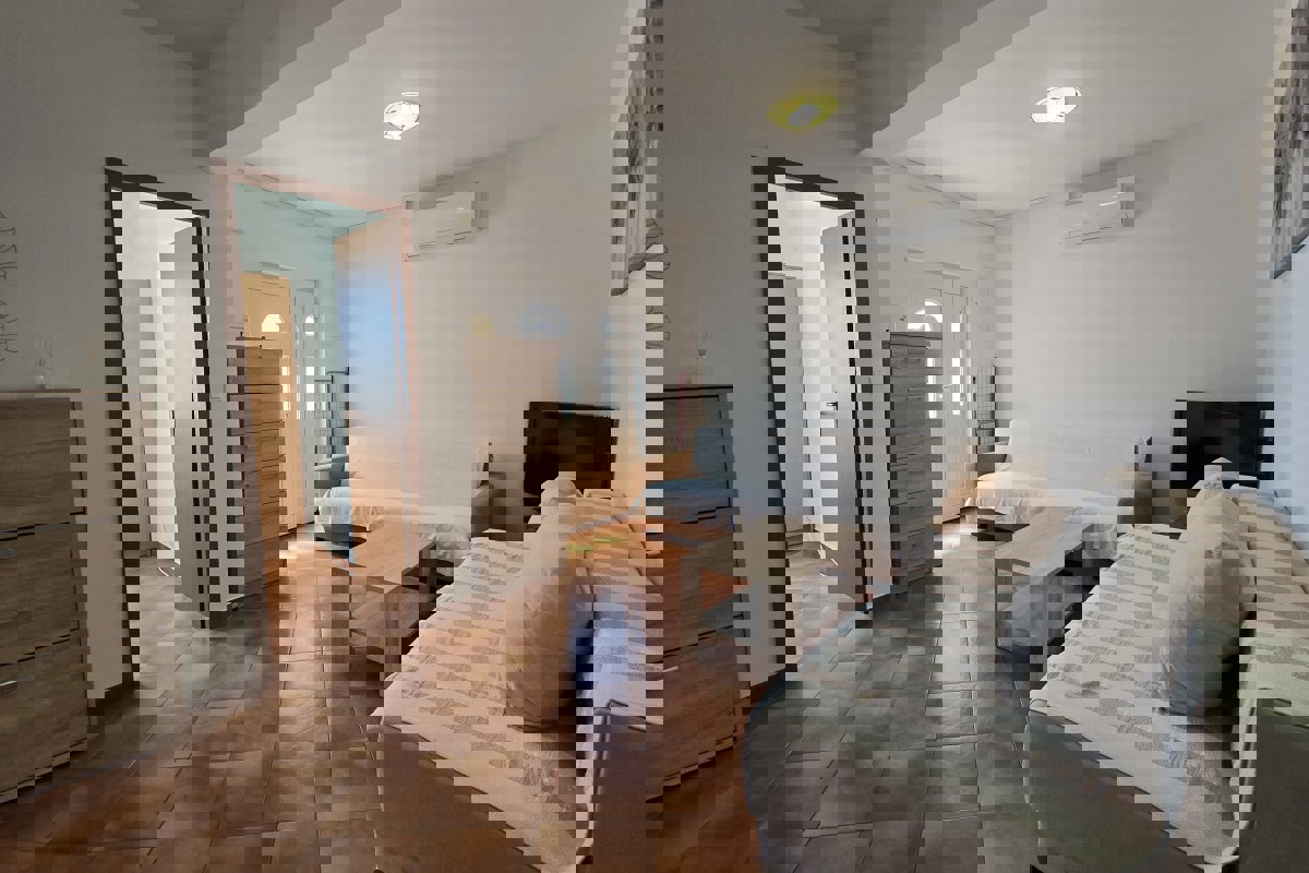 Appartamento con due camere da letto vista mare