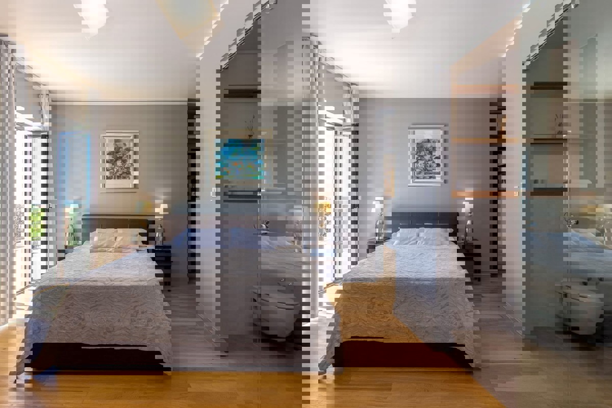 Villa di lusso con campo da tennis