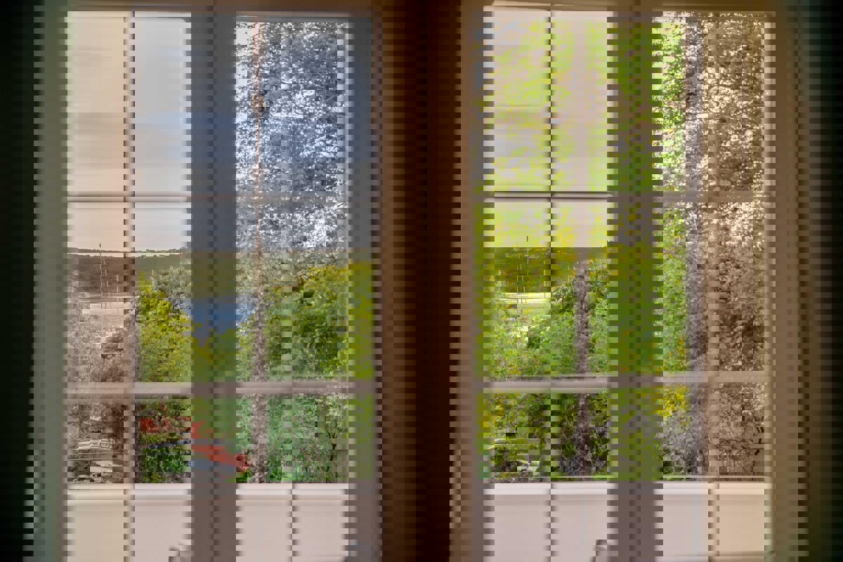 Casa con piscina e giardino vicino al mare