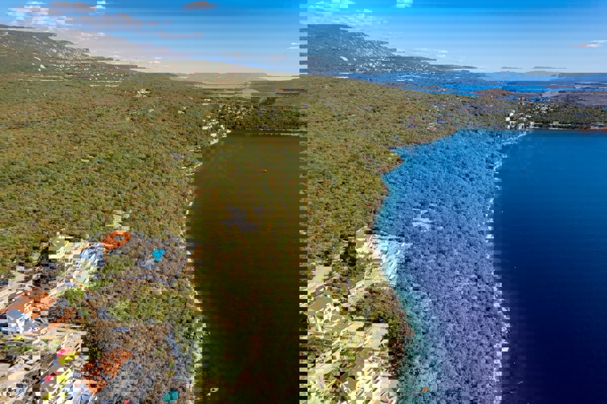 Magnifica villa con vista spettacolare sul mare