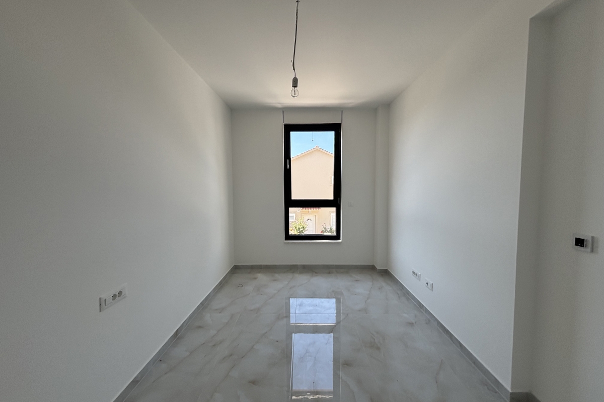 Moderno appartamento con due camere da letto e vista mare