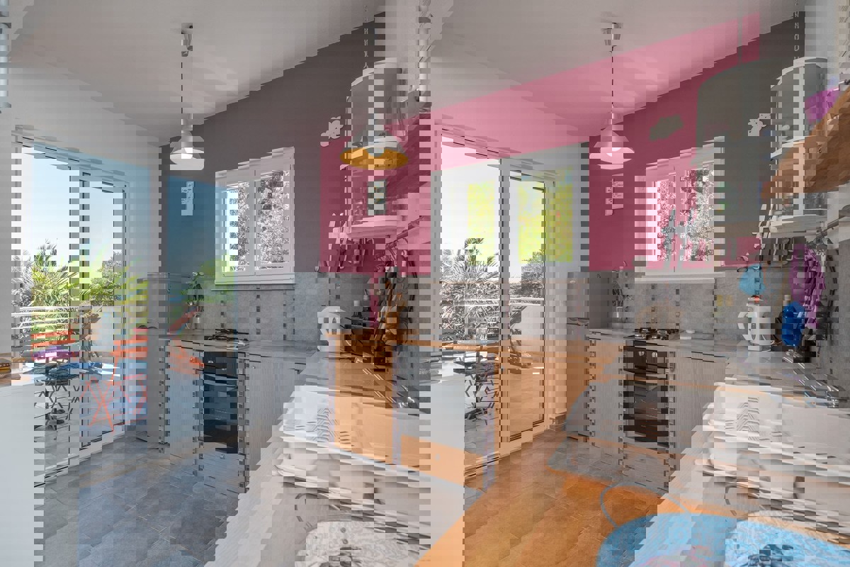 Casa in prima fila al mare