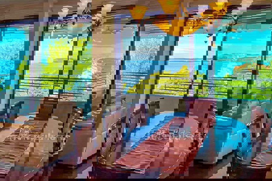 Appartamento di lusso con una splendida vista sul mare