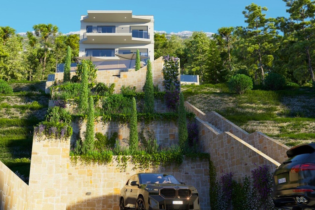 Terreno edificabile con splendida vista mare