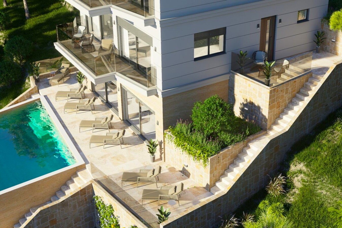 Terreno edificabile con splendida vista mare