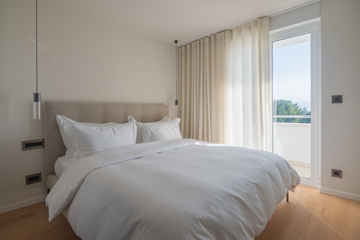 Lussuoso appartamento con due camere da letto e vista mare