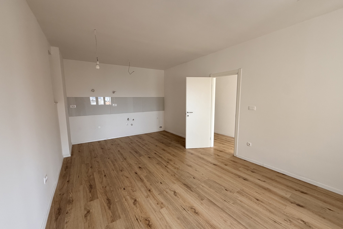 Appartamento al secondo piano con vista mare