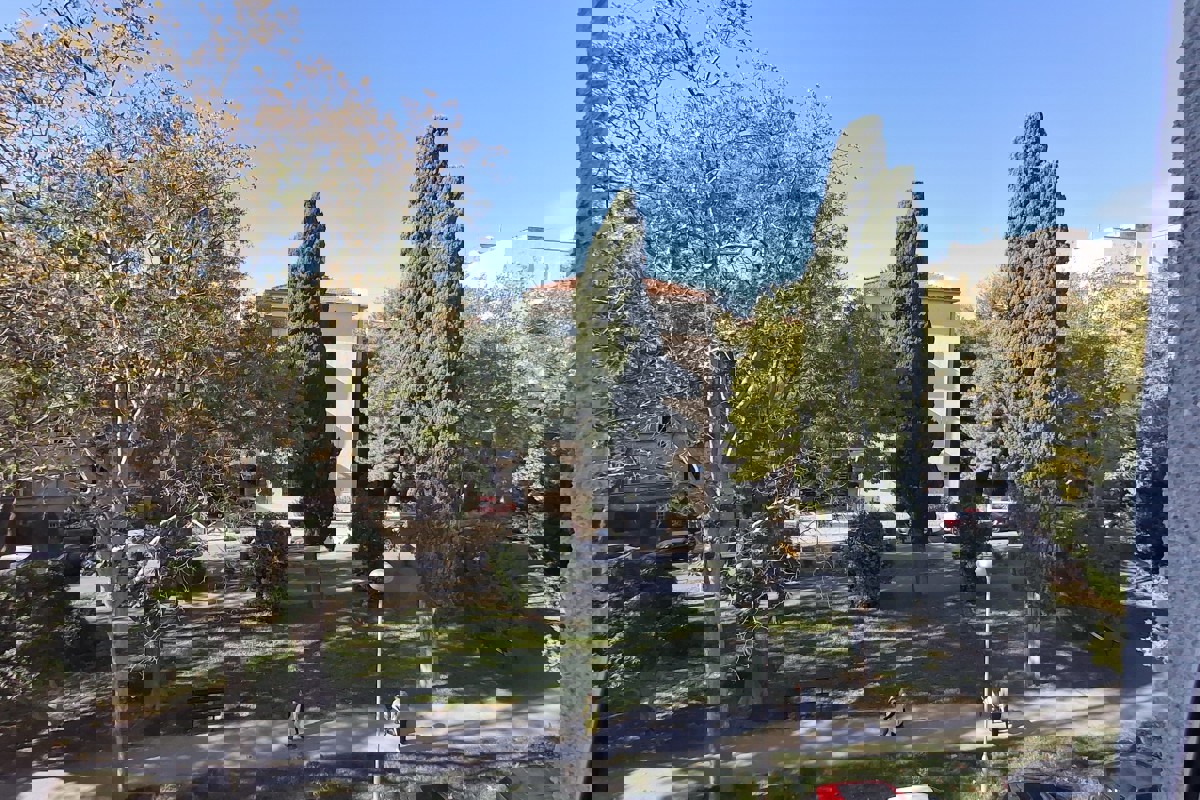 Appartamento con parcheggio - Bačvice, a 100 m dalla spiaggia