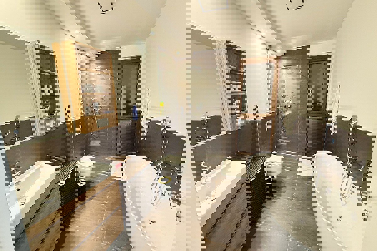 Villa mediterranea in prima fila sul mare