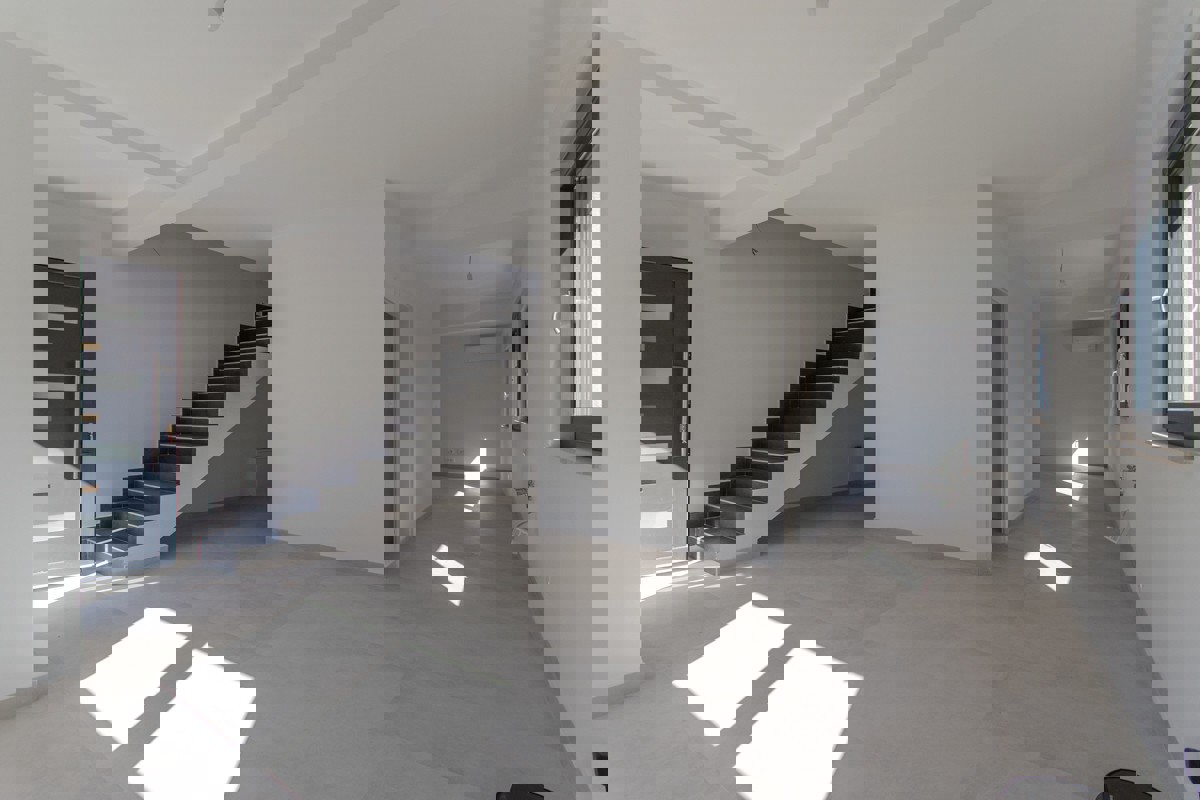 Appartamento duplex con vista mare