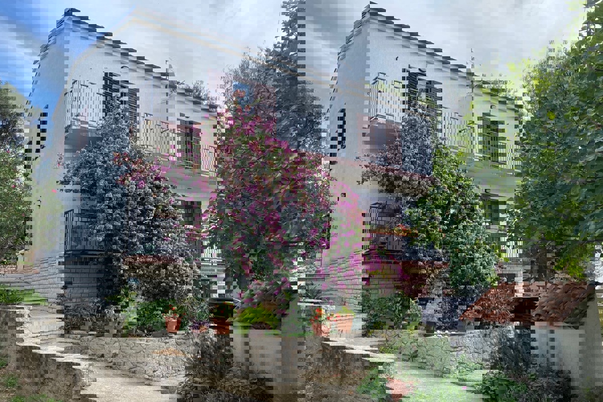 Casa in posizione tranquilla vicino al mare