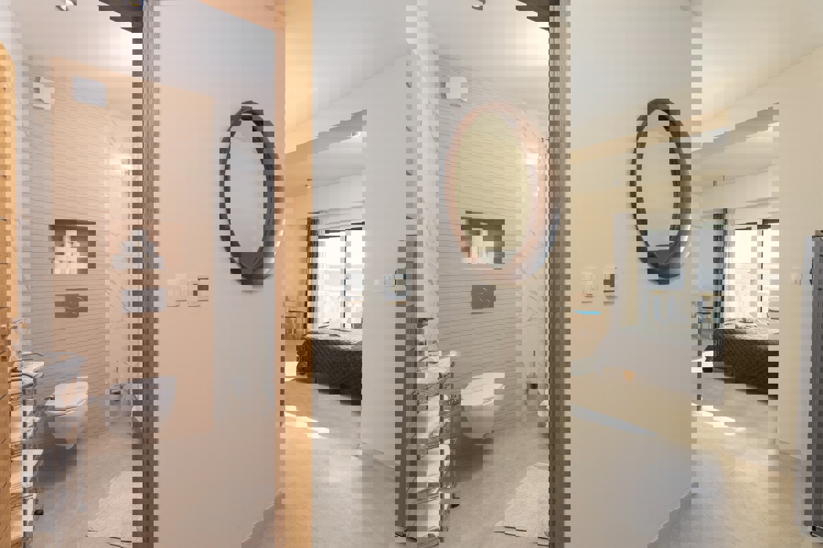 Hotel in prima fila sul mare