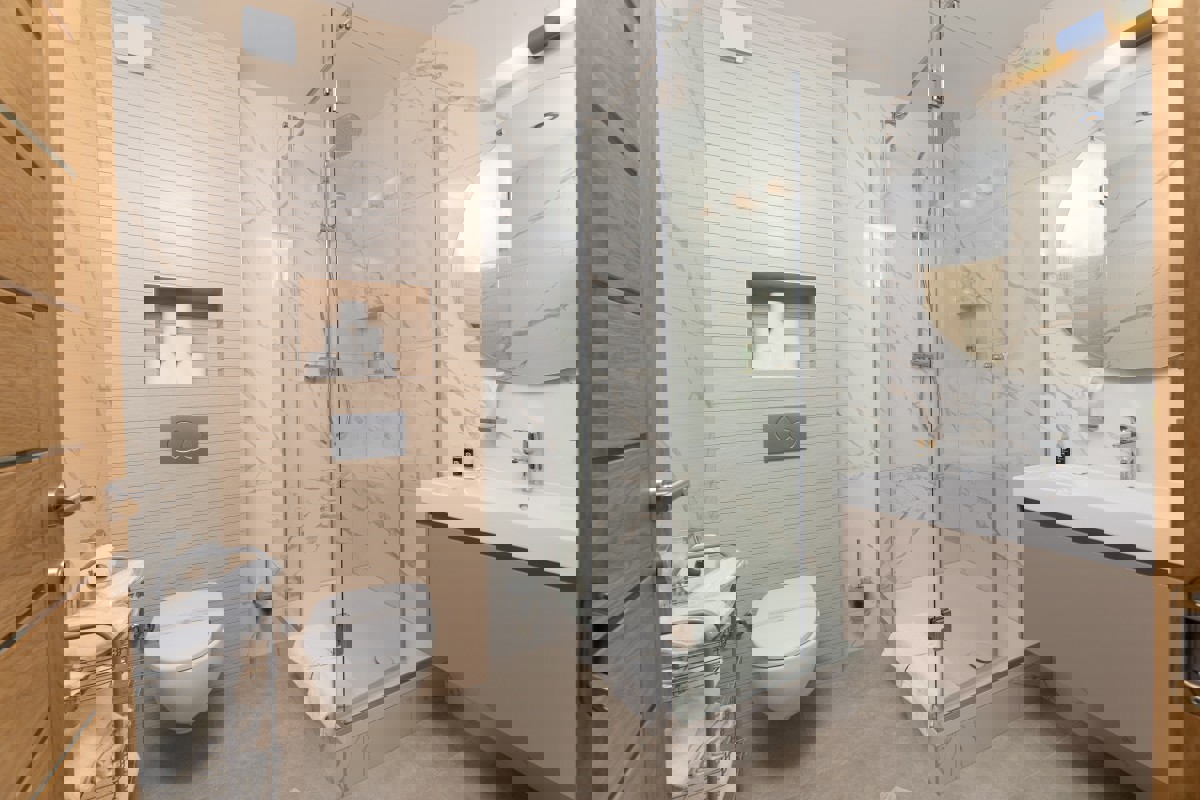 Hotel in prima fila sul mare