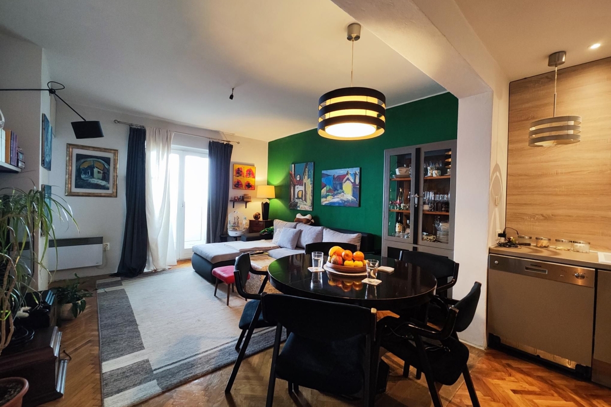 Appartamento con due camere da letto e vista mare