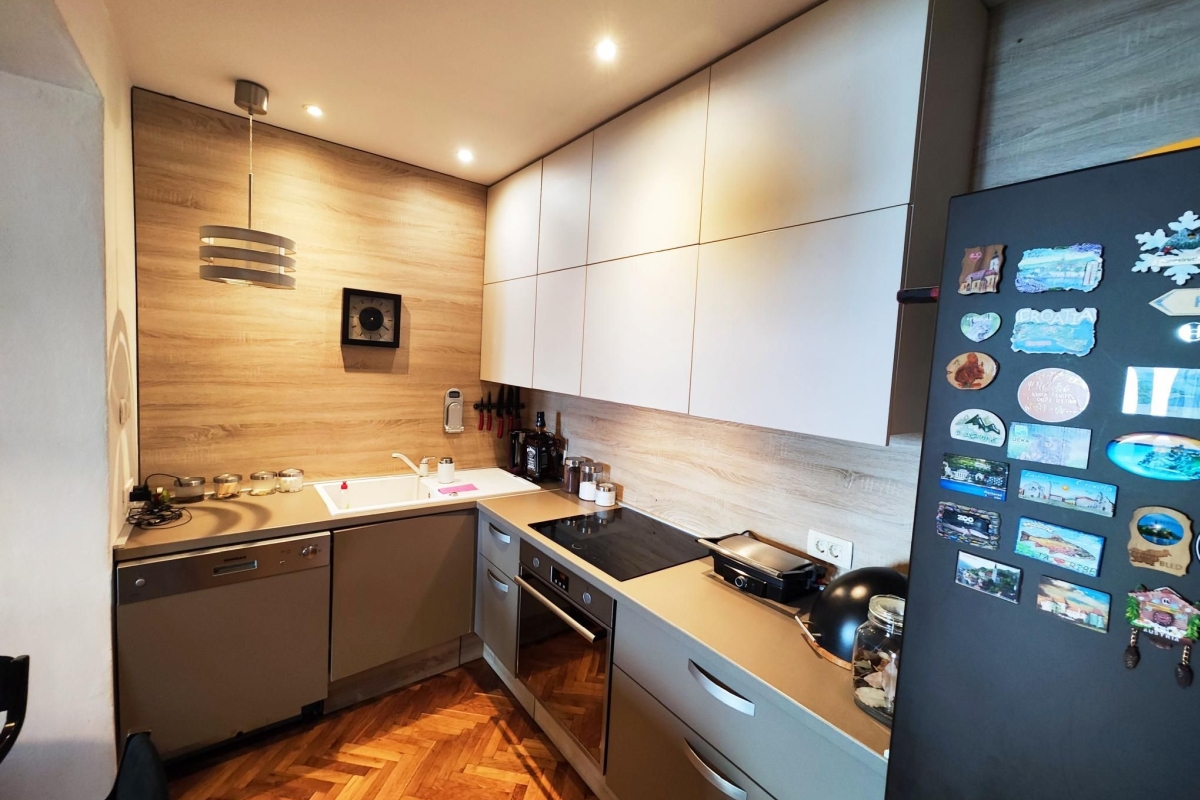 Appartamento con due camere da letto e vista mare