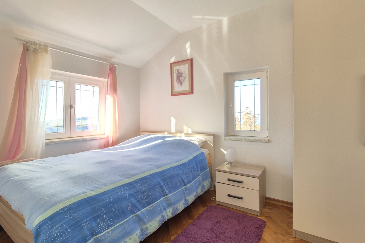 Casa con vista mare e giardino