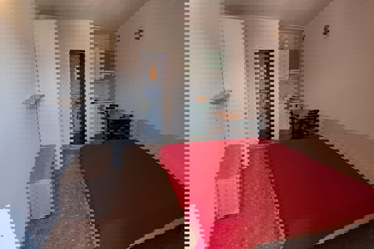 1.847 Appartamento in posizione privilegiata con vista mare