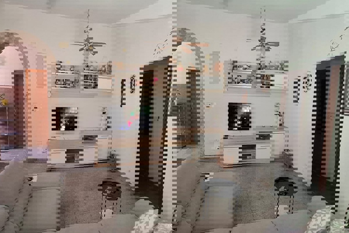 1.847 Appartamento in posizione privilegiata con vista mare