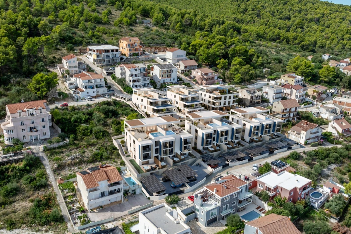 Monolocale con terrazza vicino al mare