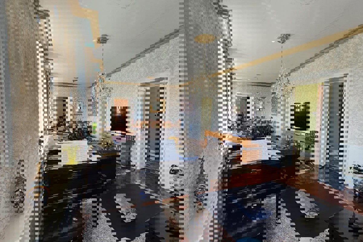 Lussuoso e spazioso appartamento in centro città con area benessere