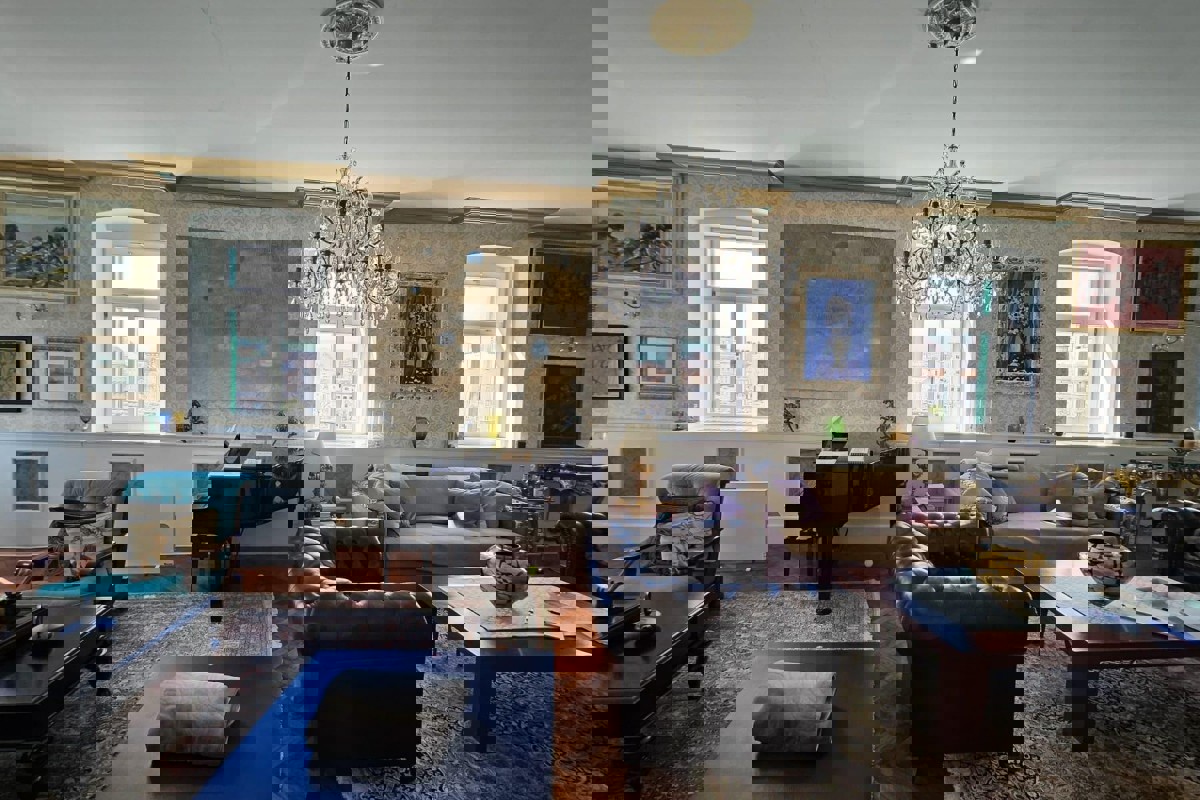 Lussuoso e spazioso appartamento in centro città con area benessere